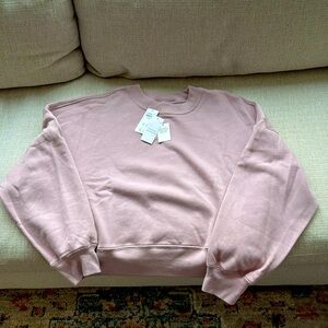 Abercrombie cropped sweatshirt size M